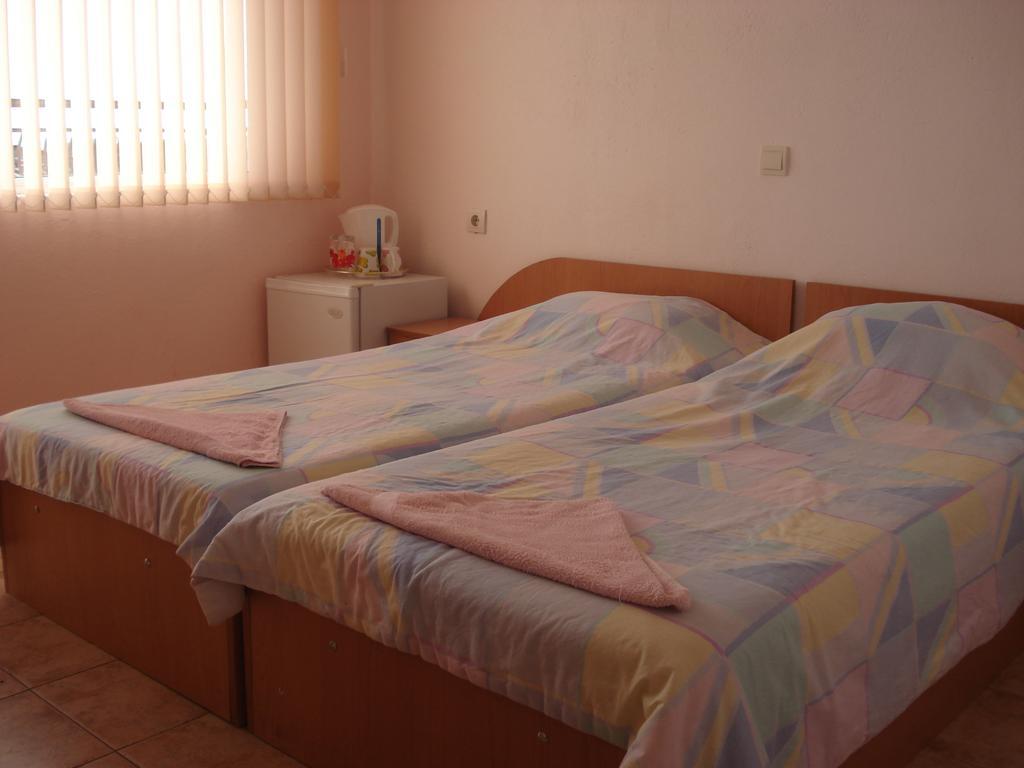 Guest House Pepina Szozopol Szoba fotó